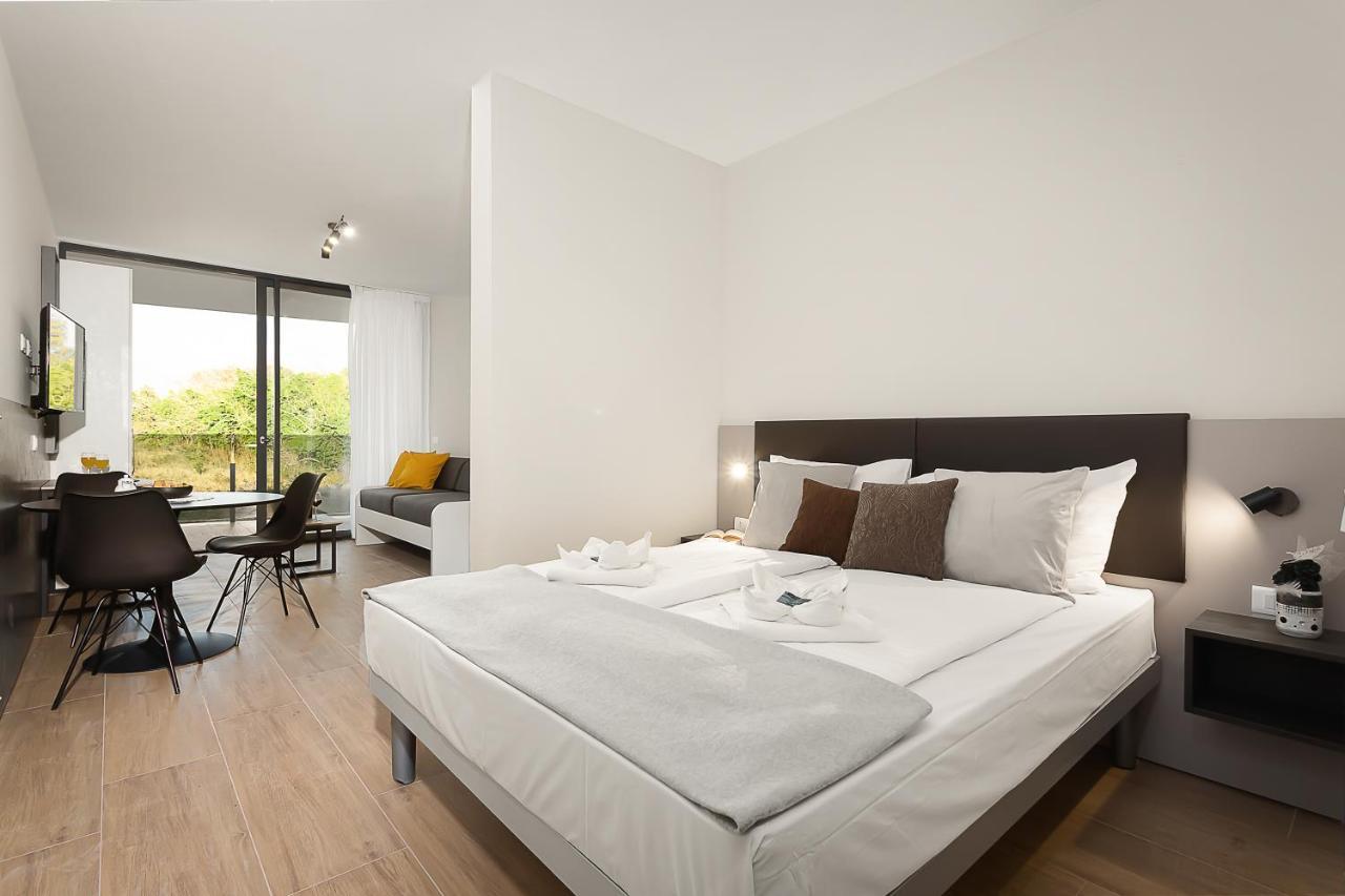 Residence Del Mar Emotion Лижнян Экстерьер фото