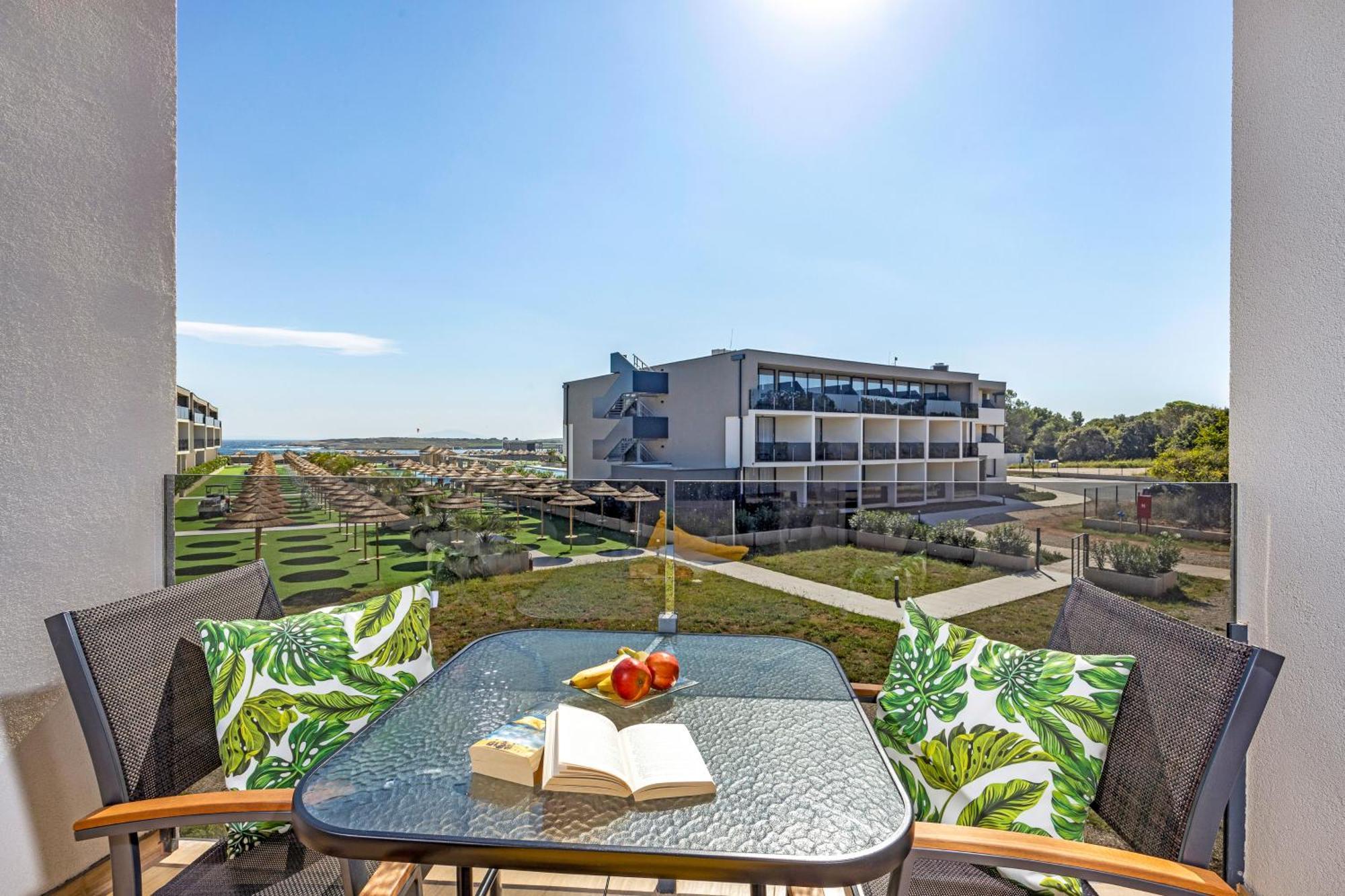 Residence Del Mar Emotion Лижнян Экстерьер фото
